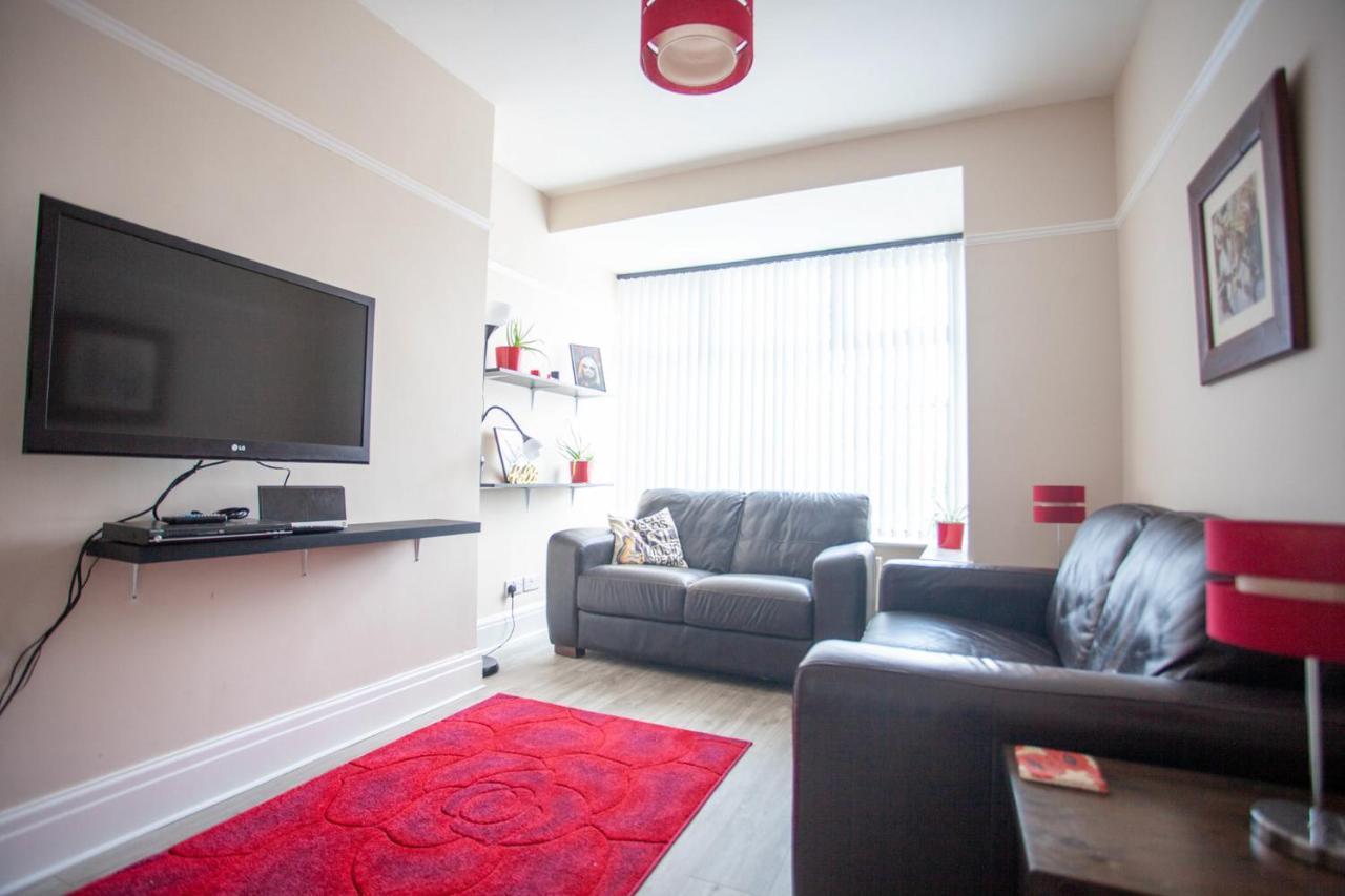 Quiet Residence Close To M6 Preston Samlesbury Buitenkant foto